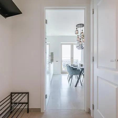 Huswell - With Beautiful Seaview In Apartment Ostende