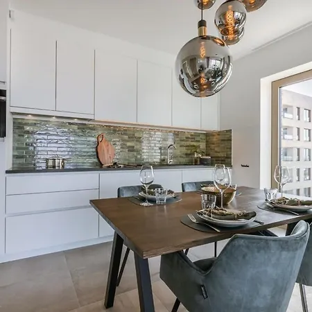 Huswell - With Beautiful Seaview In *